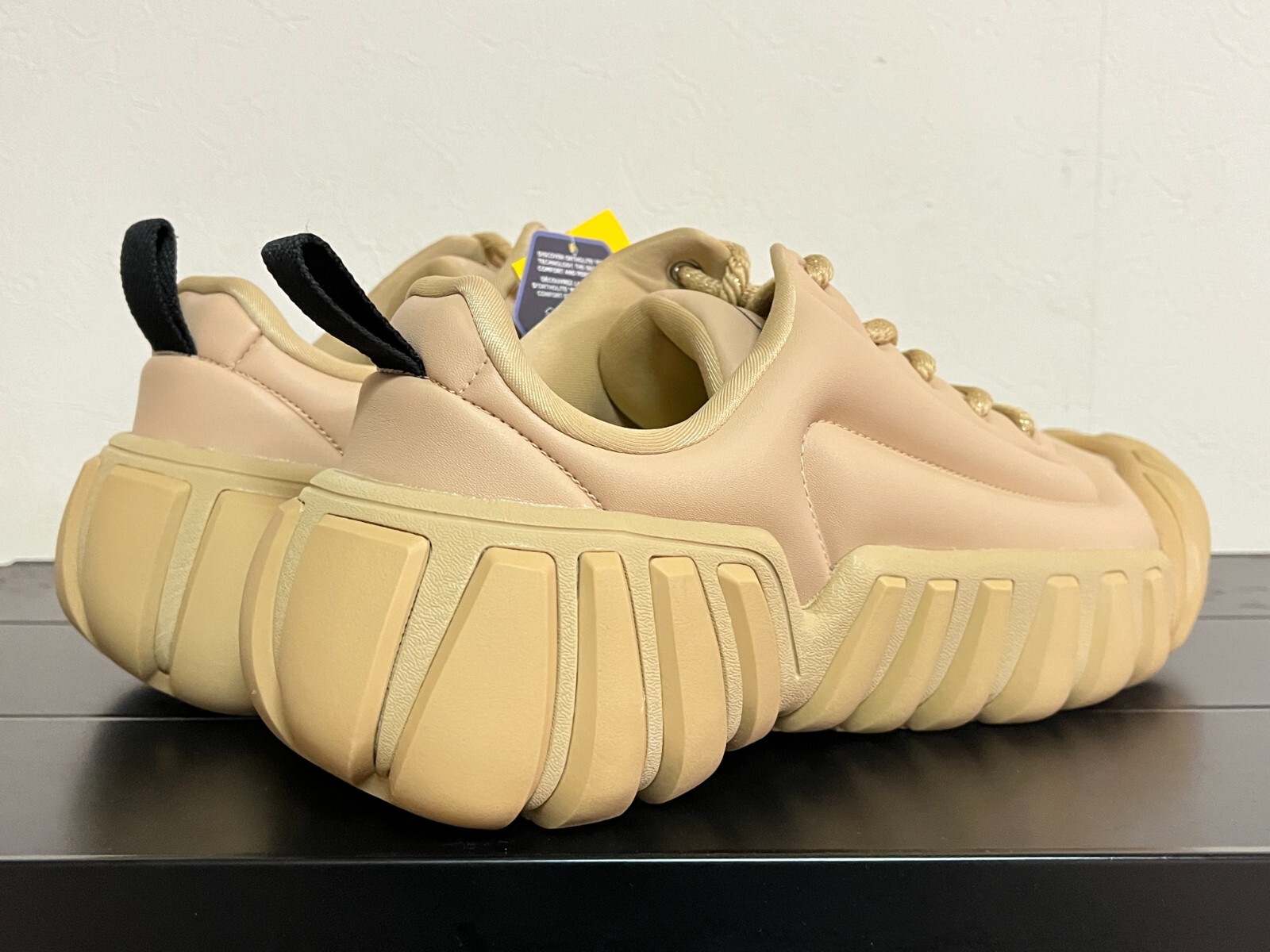 Pre-owned Onitsuka Tiger Dentigre Puff ( Desert ) 1183c147.200 [unisex] Casual Authentic In Yellow