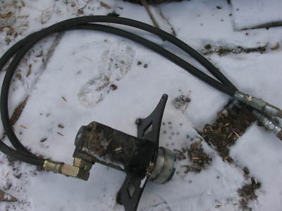 Char-Lynn Orbit Hydraulic Motor Pump  High Volume Skid Loader