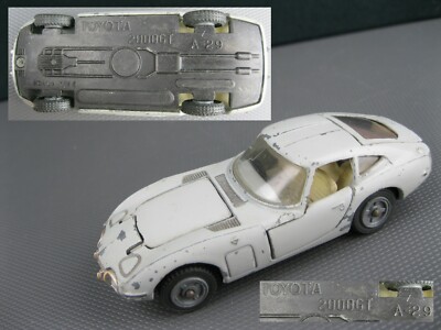 TOYOTA 2000 GT A-26 diecast metal model 1:43 car Soviet