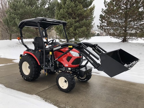 2018 Yanmar 424 Deluxe Tractor Loader Mower Rake 4x4