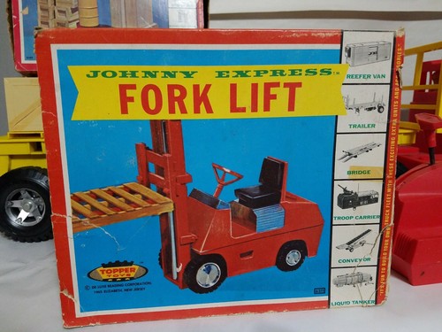 JOHNNY EXPRESS SEMI TRUCK BATTERY OPERATED FORKLIFT CARGO