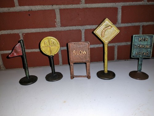 (5) Antique Cast Iron Toy Road Signs Arcade Hubley? Railroad Trains Cars Display