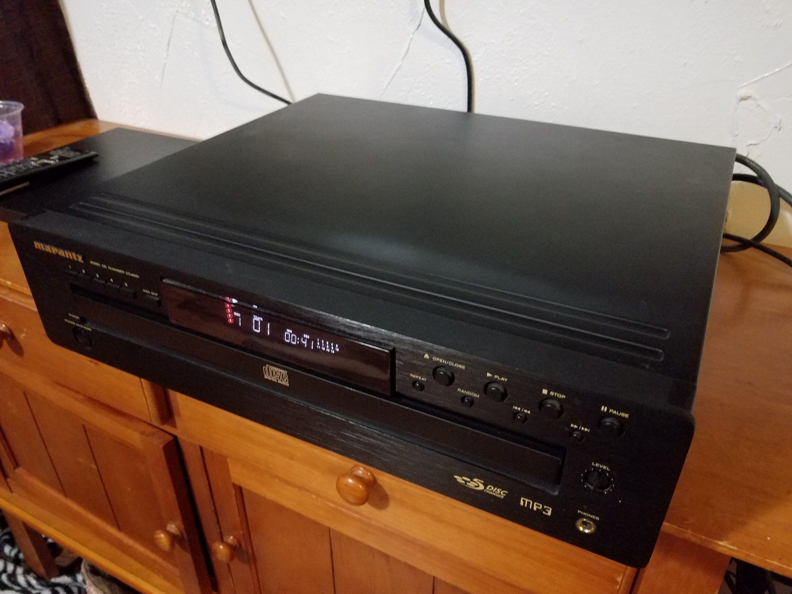 Marantz CC4001 5-disc CD Player Changer Marantz CC4001