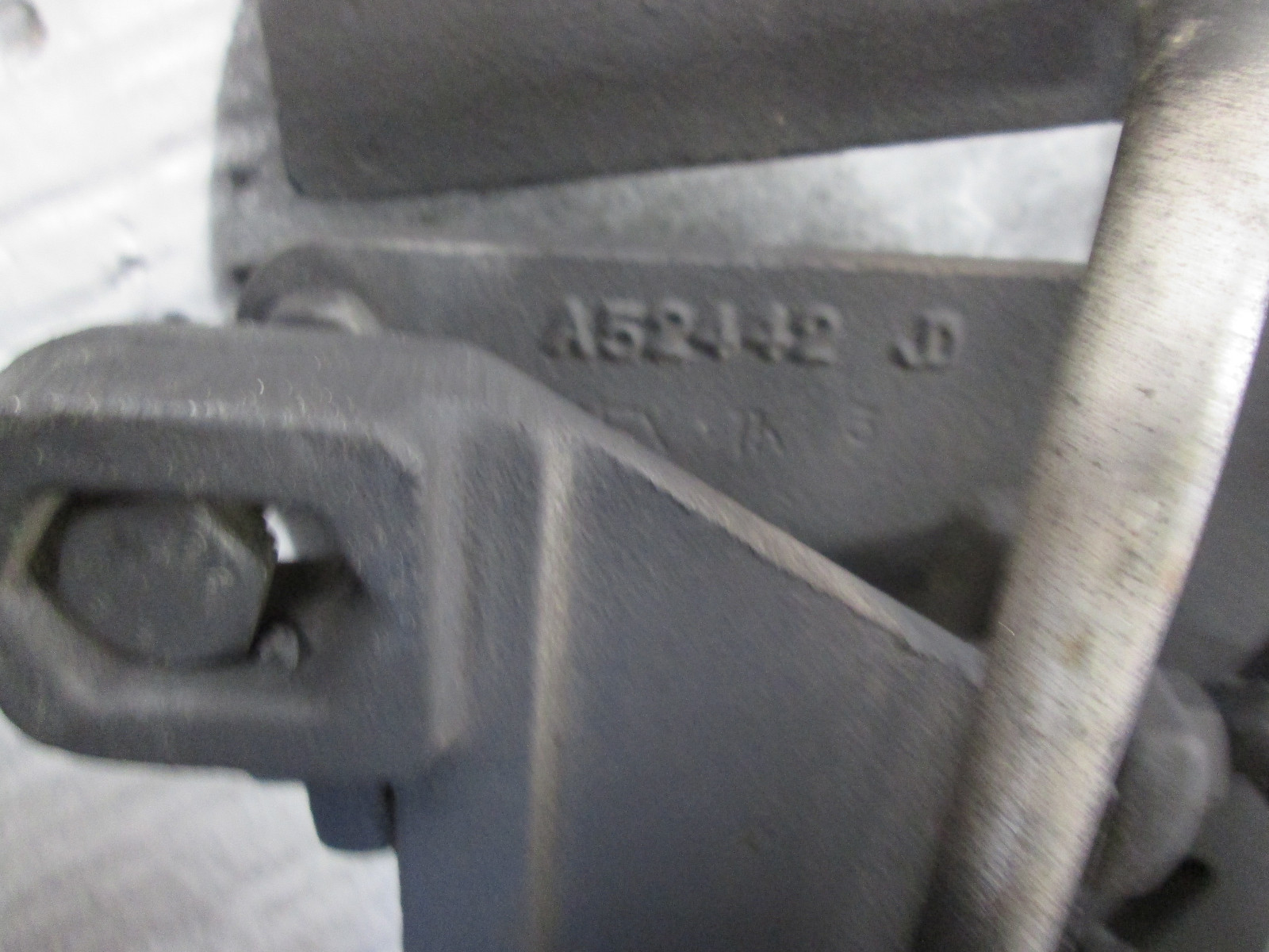 Deere A52442  A52442  A52156  A52157  fertilizer liquid shoes