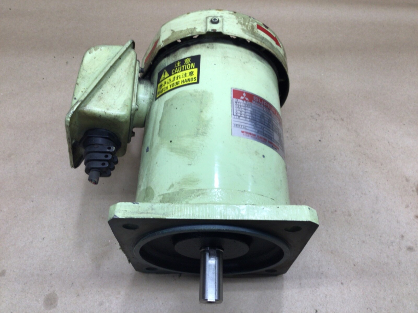 Mitsubishi Induction Motor SuperLine SF-JRV 3Phase 4Pole Mitsubishi Induction Motor SuperLine SF-JRV 3Phase 4Pole