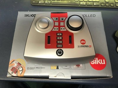 Siku 6708 Control 32 1:32 Remote Control Handset Boxed
