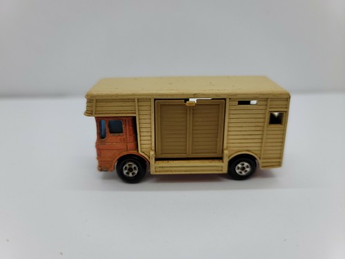 マッチボックス スーパーファスト No.17 ホースボックス 完品 Vintage Lesney Matchbox Superfast Series No. 17 Horse Box