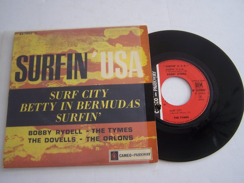 Ep 4 Titres Vinyle 45 T , Rydell - The Tymes - The Dovells - Surfin Usa Ex / Ex 