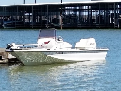 2008 Bluewave 220 Striper Center Console Fishing Boat