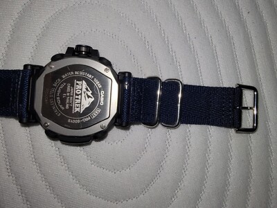 Casio Pro Trek Blue Men's Wristwatch - PRG-600YB-2