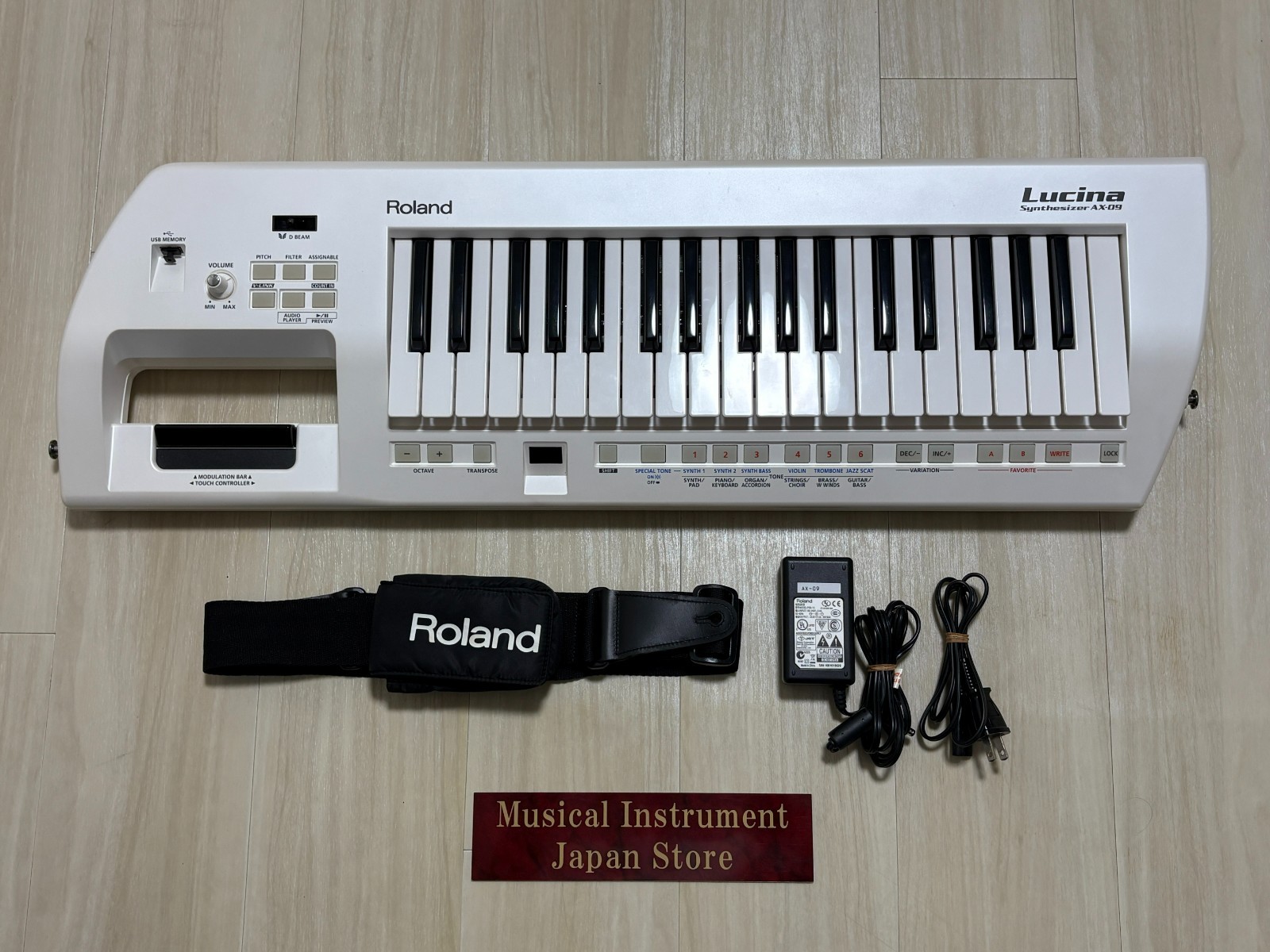 Lucina AX-09（Roland） 585837000000000-00-720x720.jpg