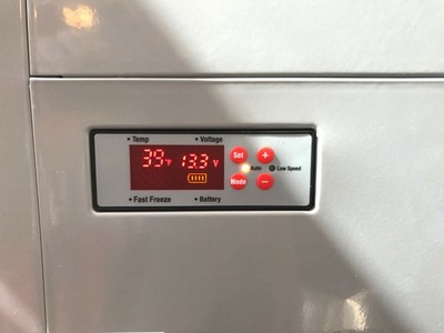 Whynter FM-65G 65-Quart Portable Refrigerator/Freezer, Platinum BRAND NEW