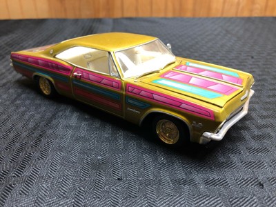 Revell 1965 Chevrolet Impala SS Lowrider 85-2515 Wire Wheels Tons of Detail Look