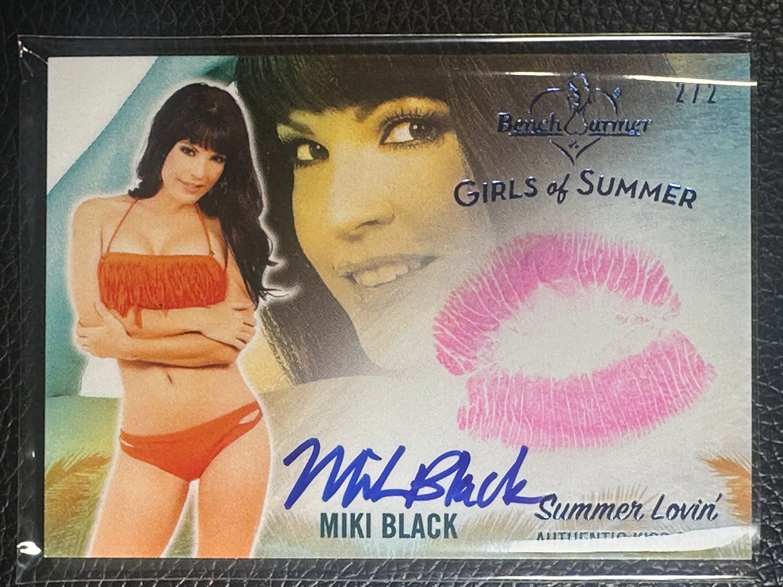 2016 Bench Warmer Girls Of Summer Blue Foil Miki Black 2/2 Auto Kiss Print