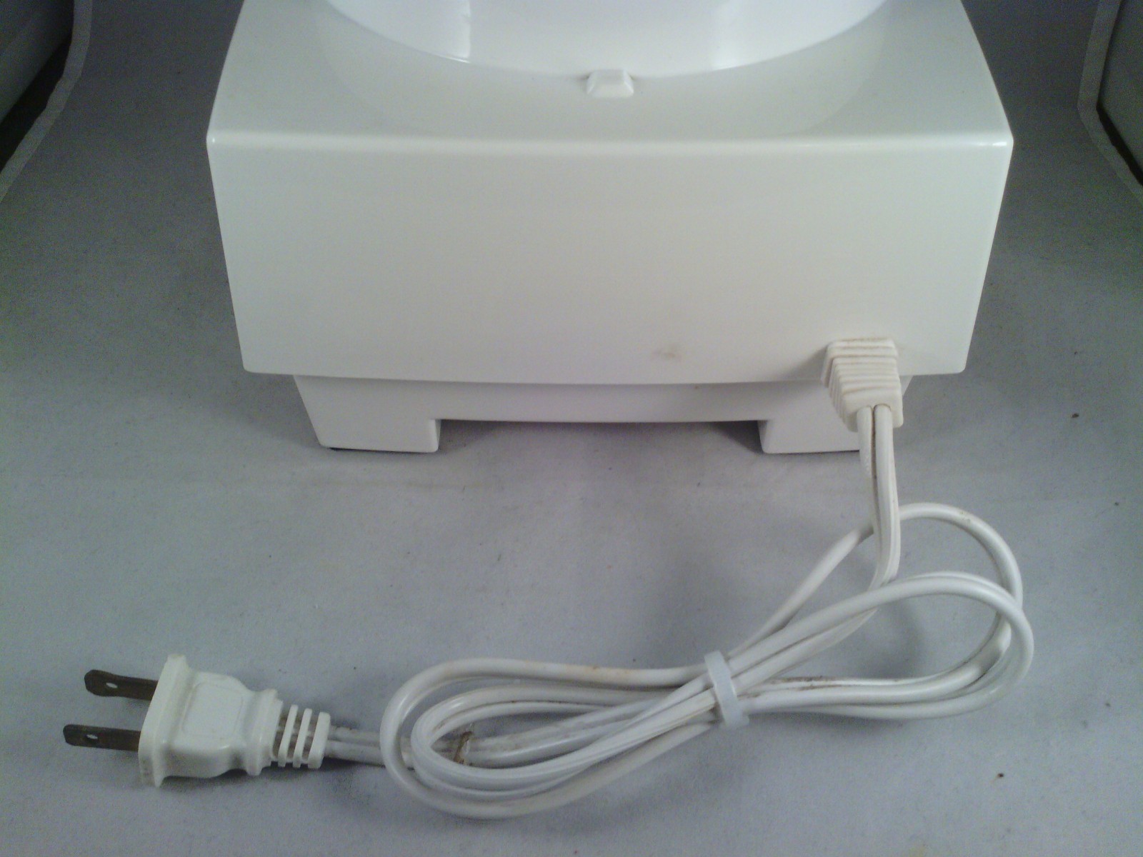 Cuisinart Pro Classic Food Processor DLC-10S Base Motor Replacement 7 cups white