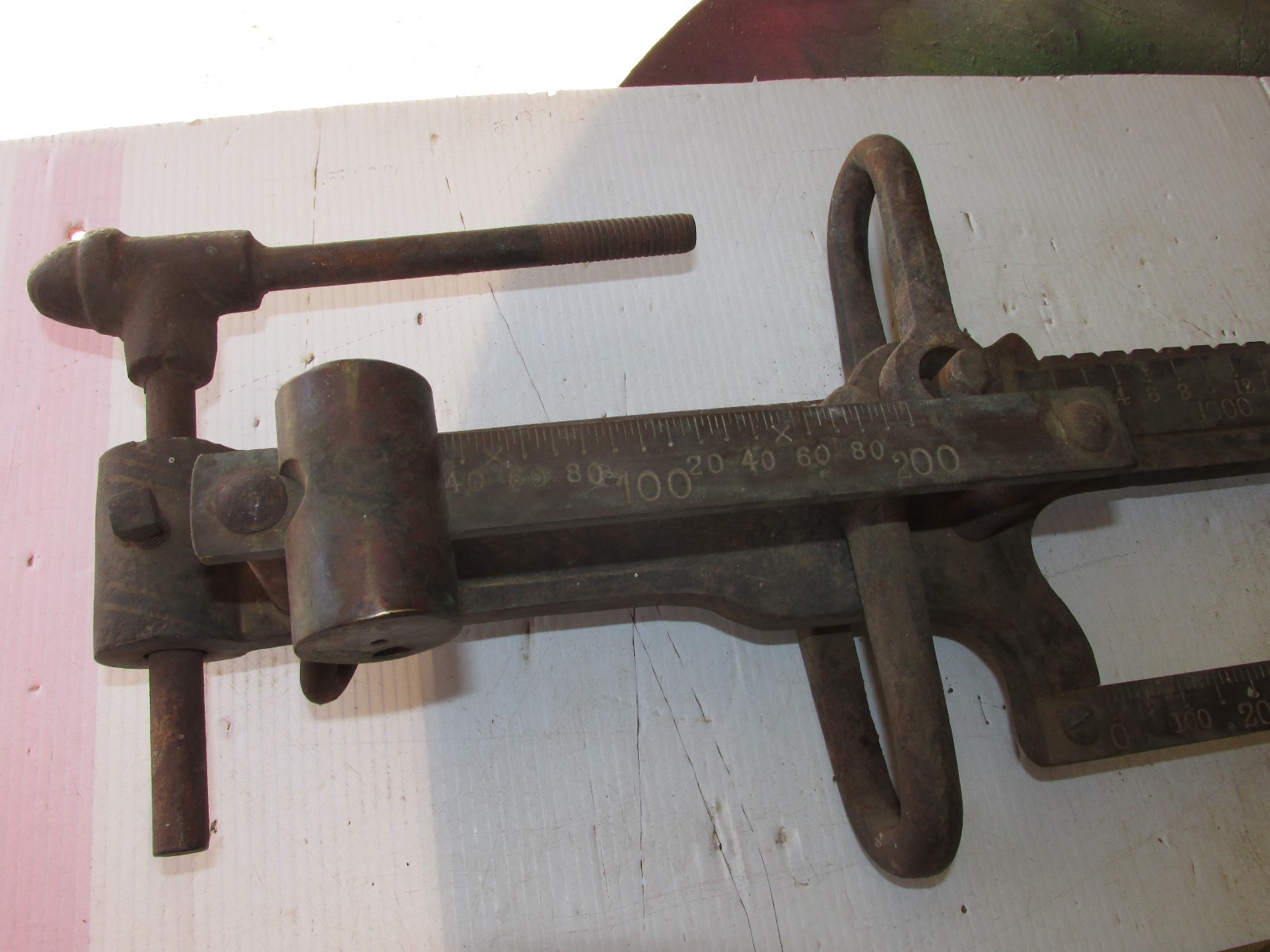 OLD ANTIQUE BRASS INDIANA PITLESS WAGON & LIVESTOCK SCALE & CAST IRON WEIGHTS