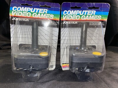 2 Gemini Gemstik Atari 2600 Commodore 64 Vic 20 Joystick  BRAND NEW NOS SEALED