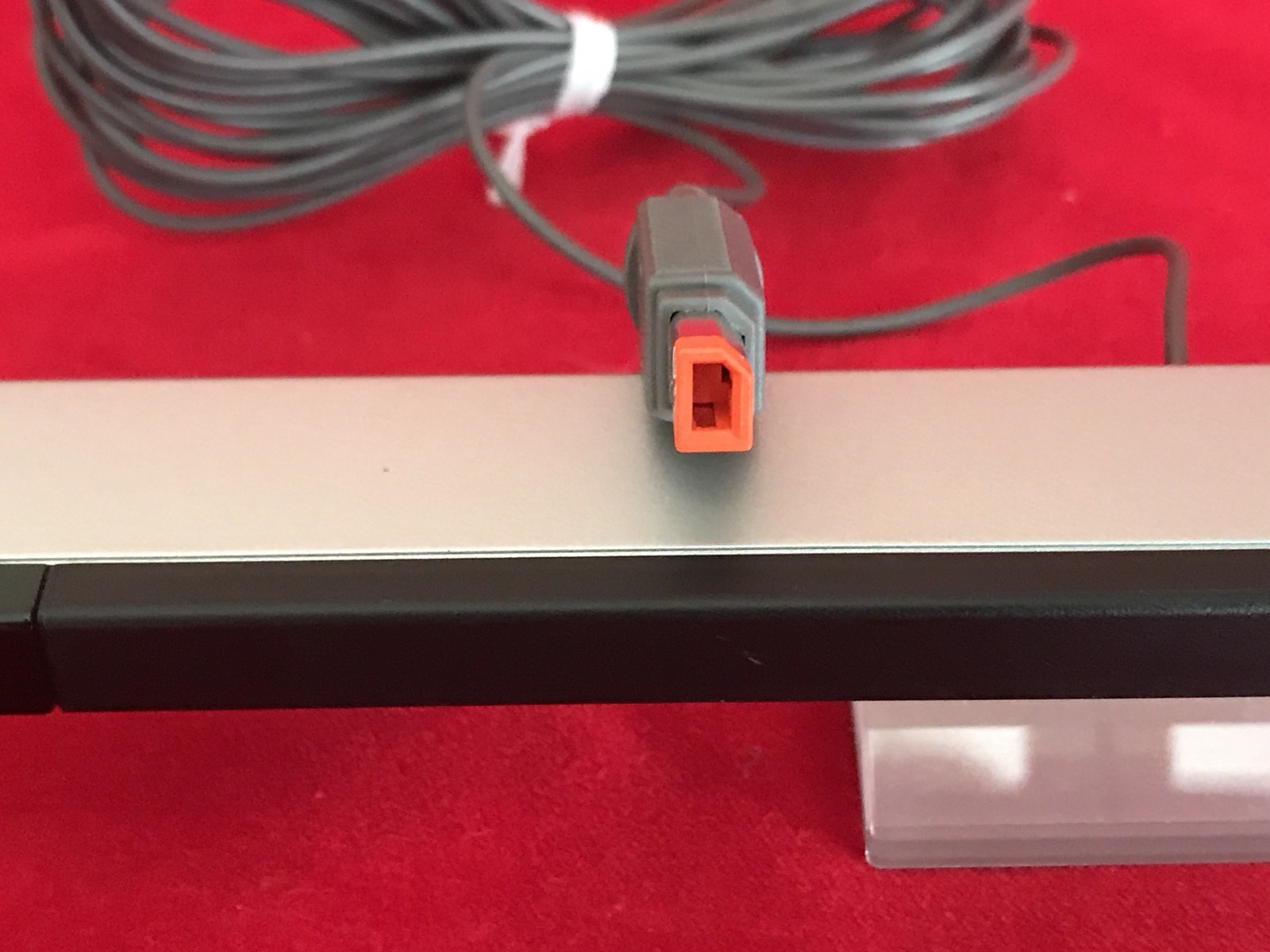 GENUINE NINTENDO Wii Wired SENSOR BAR Infrared RVL 014 Wii Accessory