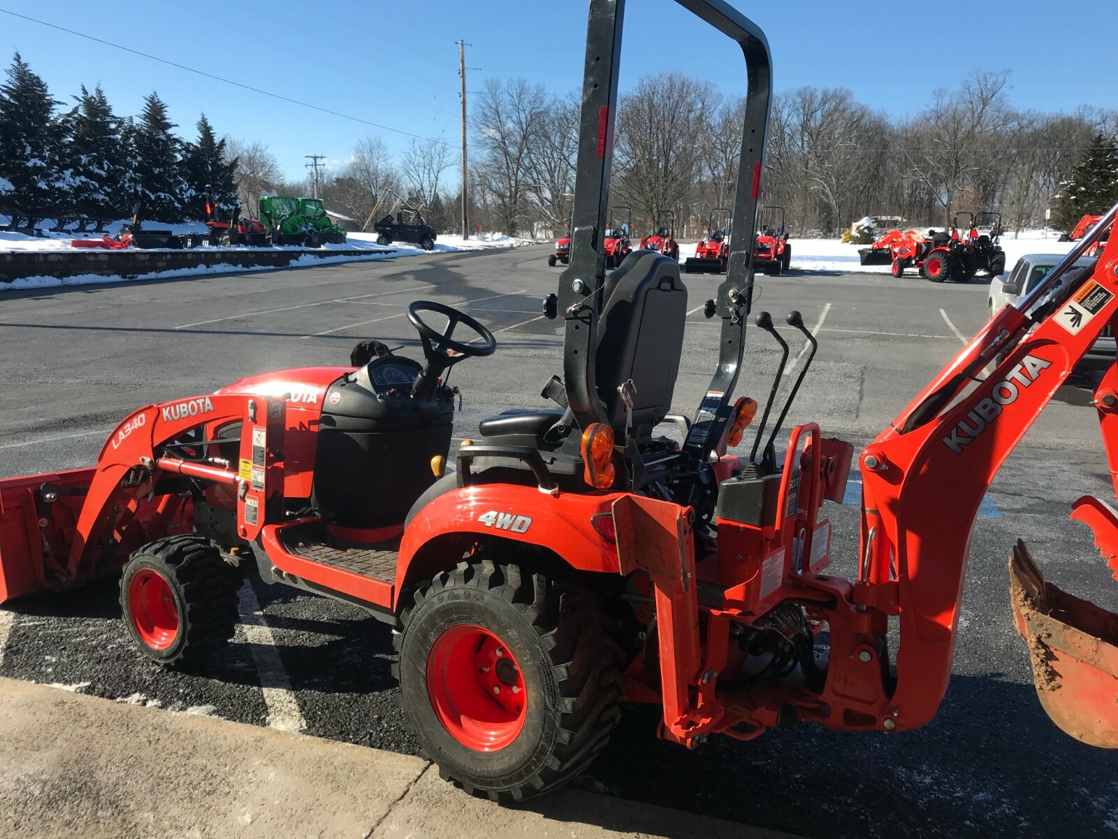 2017 KUBOTA BX23S SUB COMPACT TRACTOR/LOADER/MOWER/BACKHOE 97 HRS 4WD CLEAN!