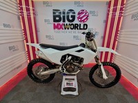 Husqvarna FC 450 2016 - Brand New Plastics, Chain & Sprockets