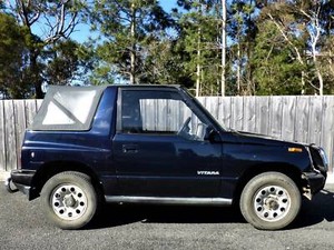 Soft top suzuki vitara