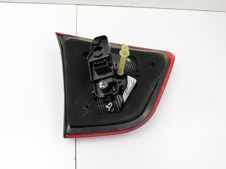 Ford C-max II 10-15 Rückleuchte Heckleuchte für Klappe Innen Rechts Ford C-max II 10-15 13.02.2012 AM51-13A602-BF... Bild 5