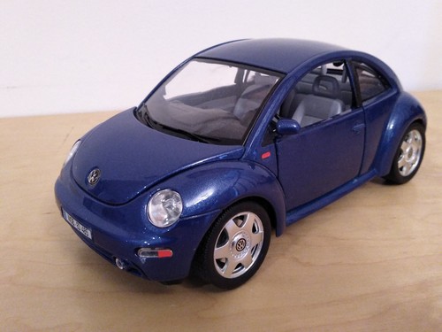 Burago Volkswagen 1/18 シルバー $_12.JPG?set_id=880000500F