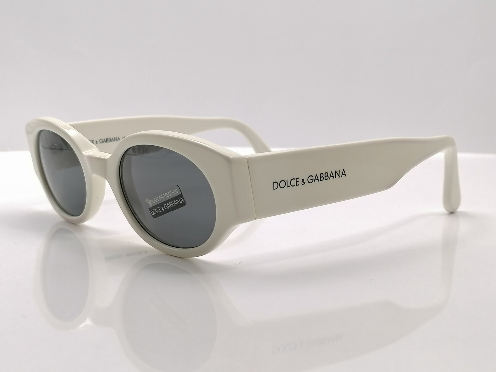 Vintage Dolce & Gabbana DG 700S Oval Sunglasses for Women