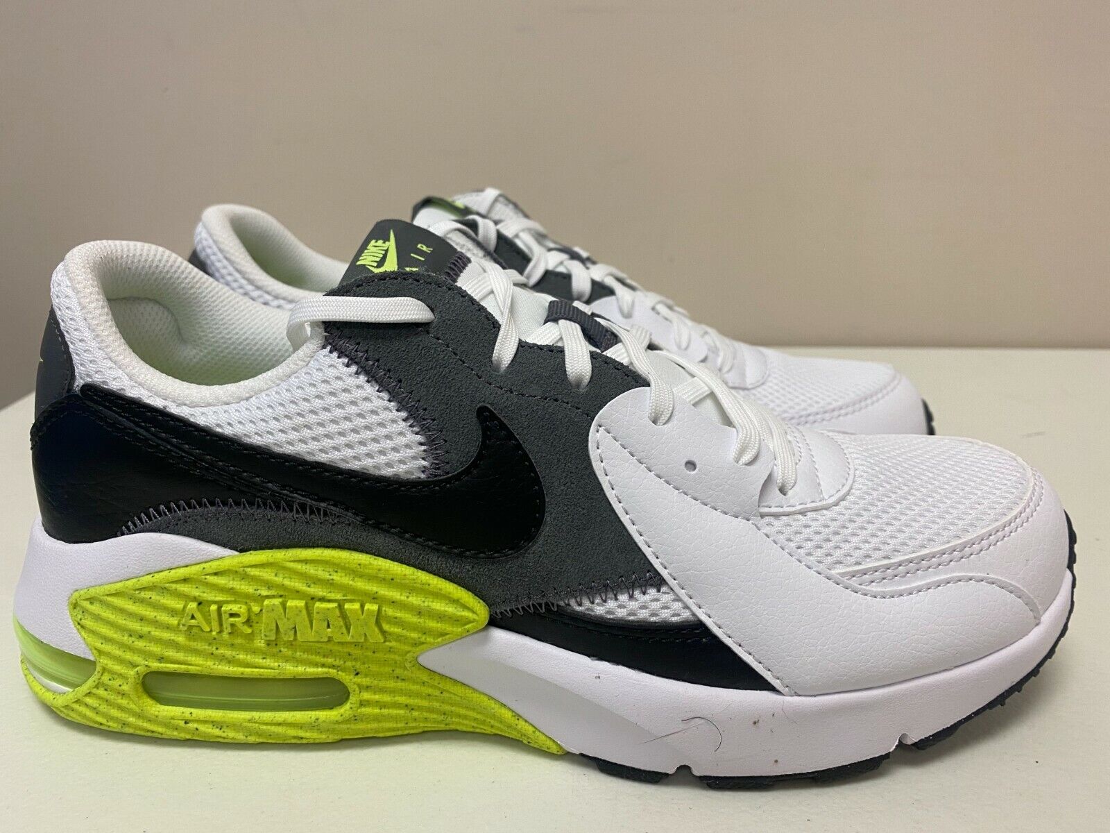Mens 8 Nike Air Max Excee White/Black-Iron Grey-Volt CD4165 Mens 8 Nike Air Max Excee White/Black-Iron Grey-Volt CD4165