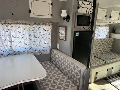 image 17 of interior