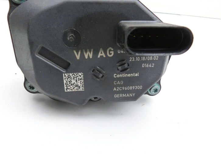 VW Touran II 5T 15-21 TDI 2,0 81KW DFGB Drosselklappe VW Touran II 5T 15-21 24.10.2016 04L128063AA A2C96089300 gebraucht Vorschau 3