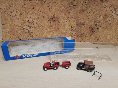 RCO HO. REF 1711. VEHICULE JEEP LAREDO ET RENEGADE ☆ETAT NEUF EN BOÎTE☆