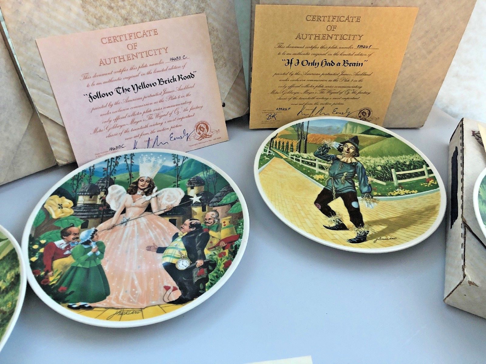 Vintage Wizard of Oz Total Set of 8 Knowles Collector's Plates with Cert. of Aut