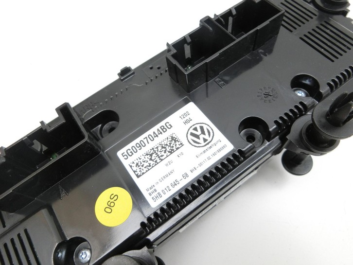 VW Touran II 5T 15-22 Bedienteil Bedienelement Heizung Klimabedienteil VW Touran II 5T 15-22 11.03.2016 5G0907044EA... Vorschau 4