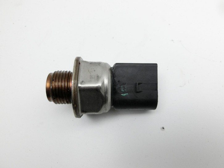 VW Caddy SA IV 15-20 TDI 2,0 75KW Railsensor Drucksensor 1 VW Caddy SA IV 15-20 11.04.2019 03L906054 gebraucht Vorschau 3