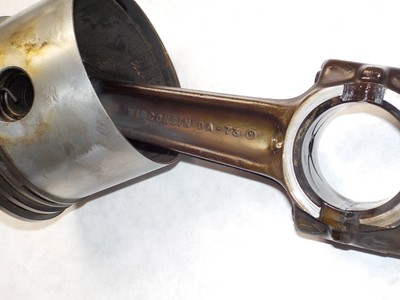 Wisconsin S-8D Piston & Rod