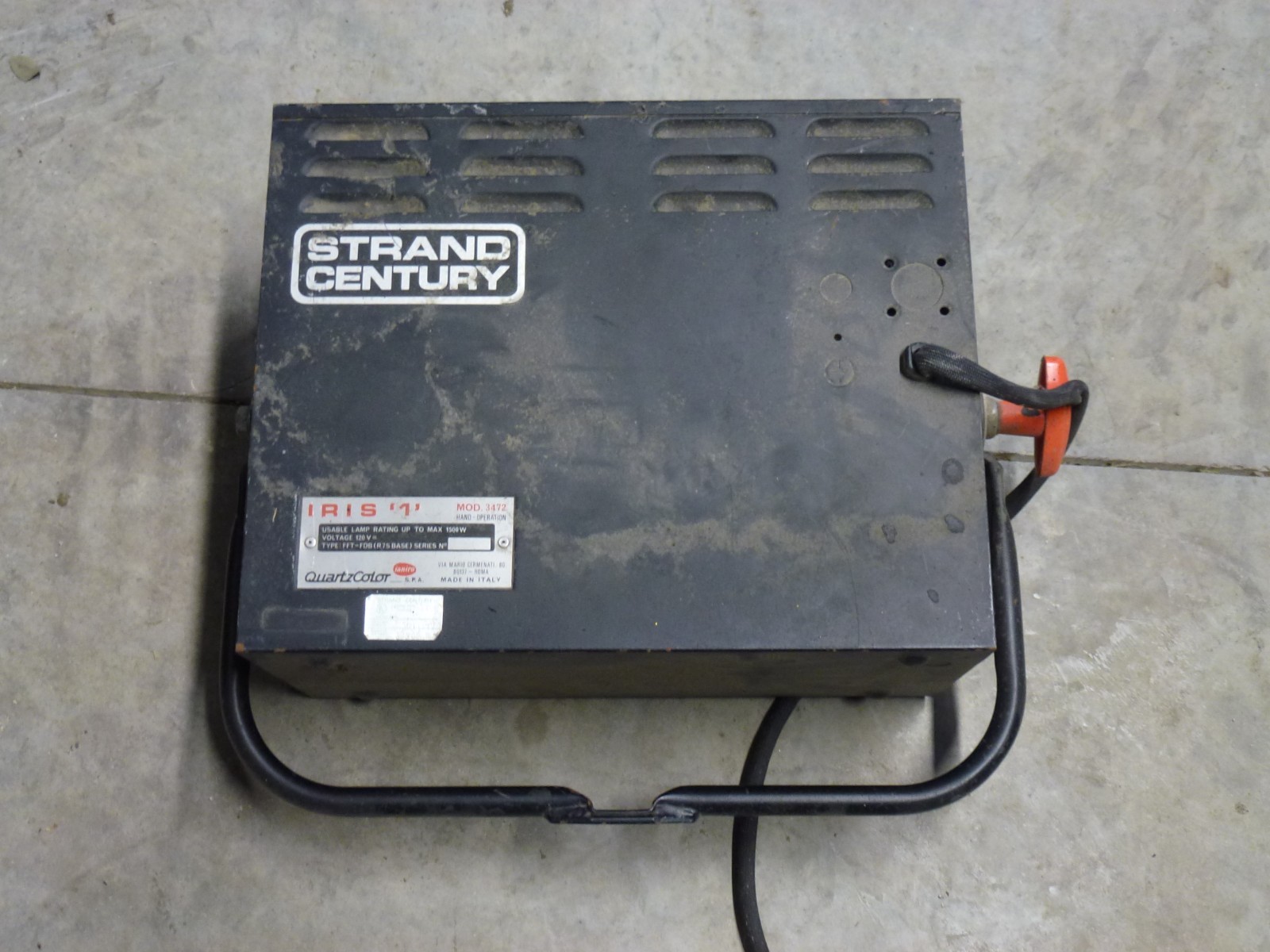 Strand Century Iris 1 3472 stage pin wall theater light 1500w hand cyclorama