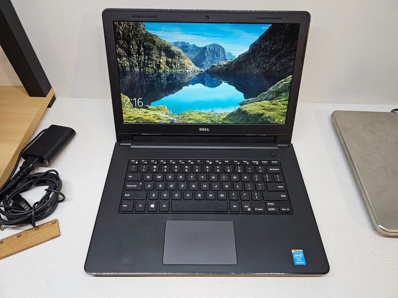 Dell Inspiron 14 - 3878 \ 3451 - Laptop 250GB SSD, 4GB RAM, N3540 Proc Dell Inspiron 14 - 3878 \ 3451 - Laptop 250GB SSD, 4GB RAM, N3540 Proc
