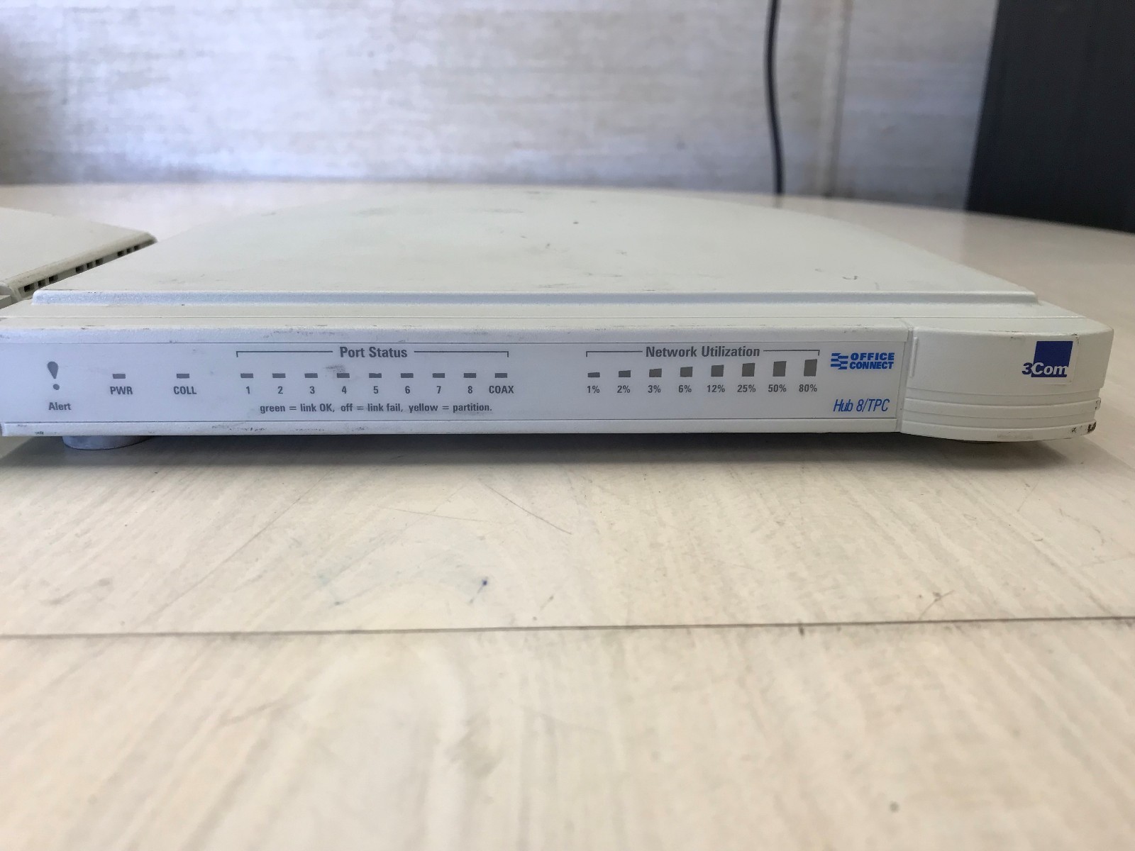 3Com OfficeConnect Ethernet Hub 8 + 3Com OfficeConnect Fast Ethernet Hub 8