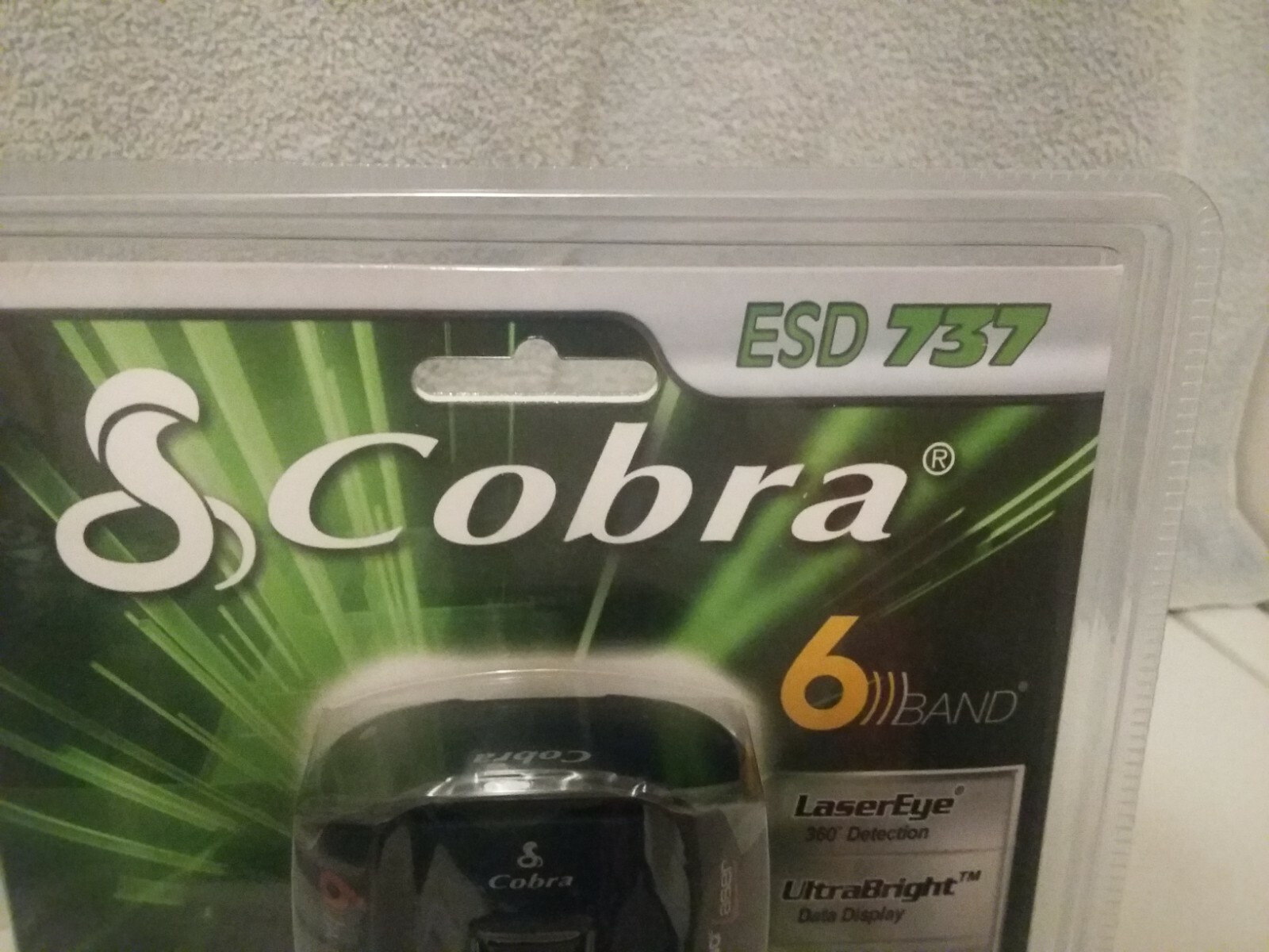 Cobra ESD 737 6 band radar/laser detector Brand New in factory sealed packaging!