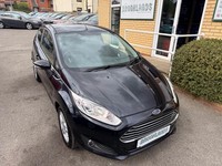 2013 Ford Fiesta 1.25 Zetec Black 3 Door Bluetooth £35 Road Tax Low Insurance