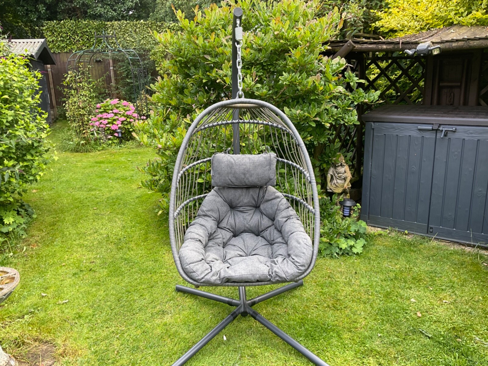 innovators cocoon chair