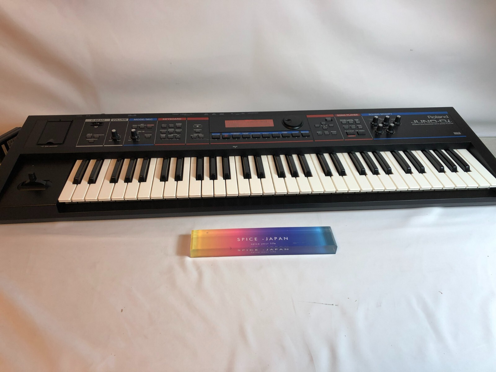 Roland Juno Di 61-Key Mobile Digital Keyboard Synthesizer Roland Juno Di 61-Key Mobile Digital Keyboard Synthesizer