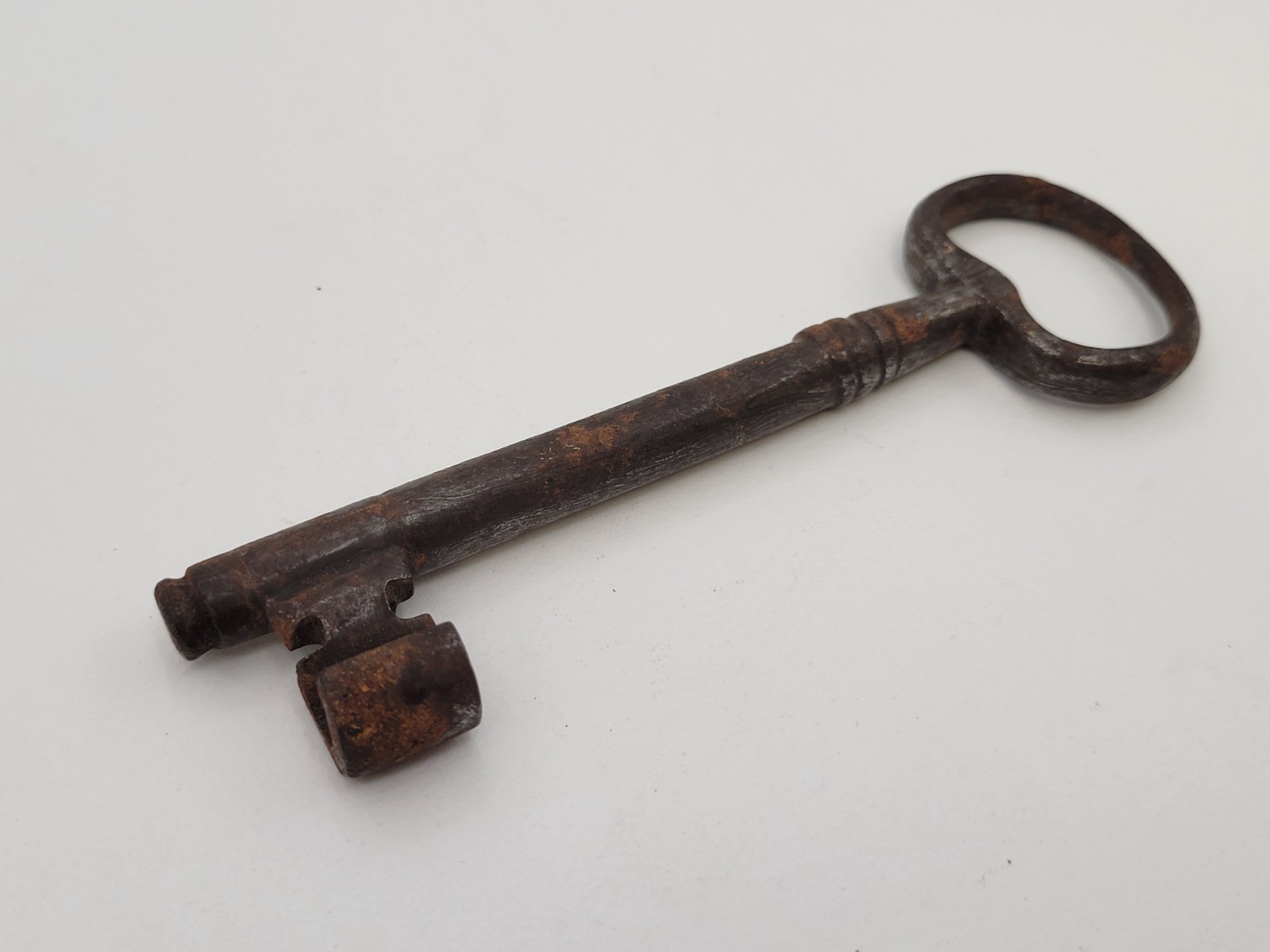 Vintage Wrought Iron Skeleton Key 5" Rustic Antique Style Home Decor Chabi Chic