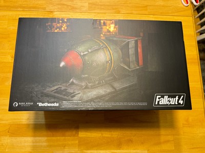 Fallout 4: Liberty Prime Nuke Bomb Bookends COA #184/1000 Dark Horse Direct REAL