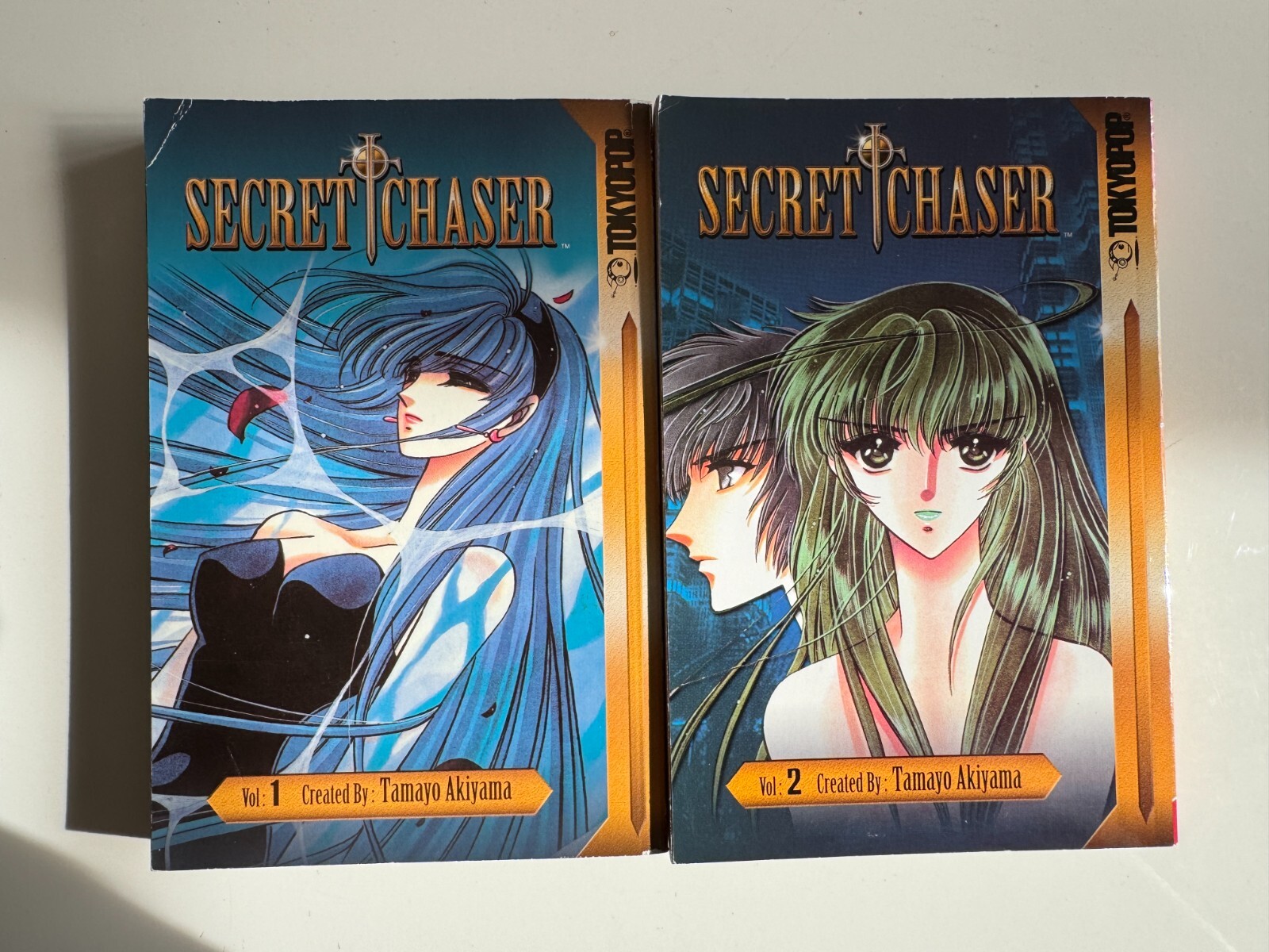 Secret Chaser Complete English Tokyopop Manga Volumes 1-2 by