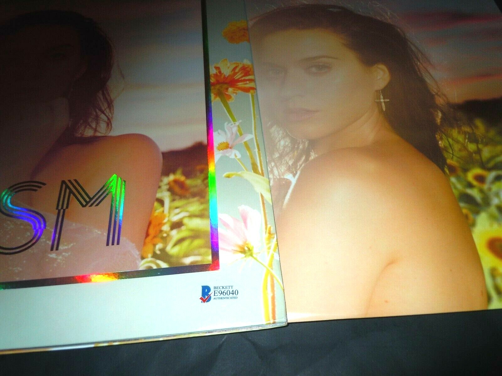 KATY PERRY~PRISM Record Album~Signed~COA Beckett