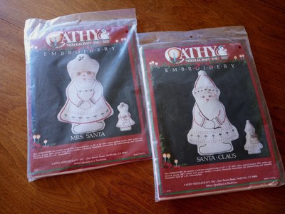 2 VTG Cathy Needlecraft Santa & Mrs Claus 18''x11'' 2 Sided Pillow Kits USA