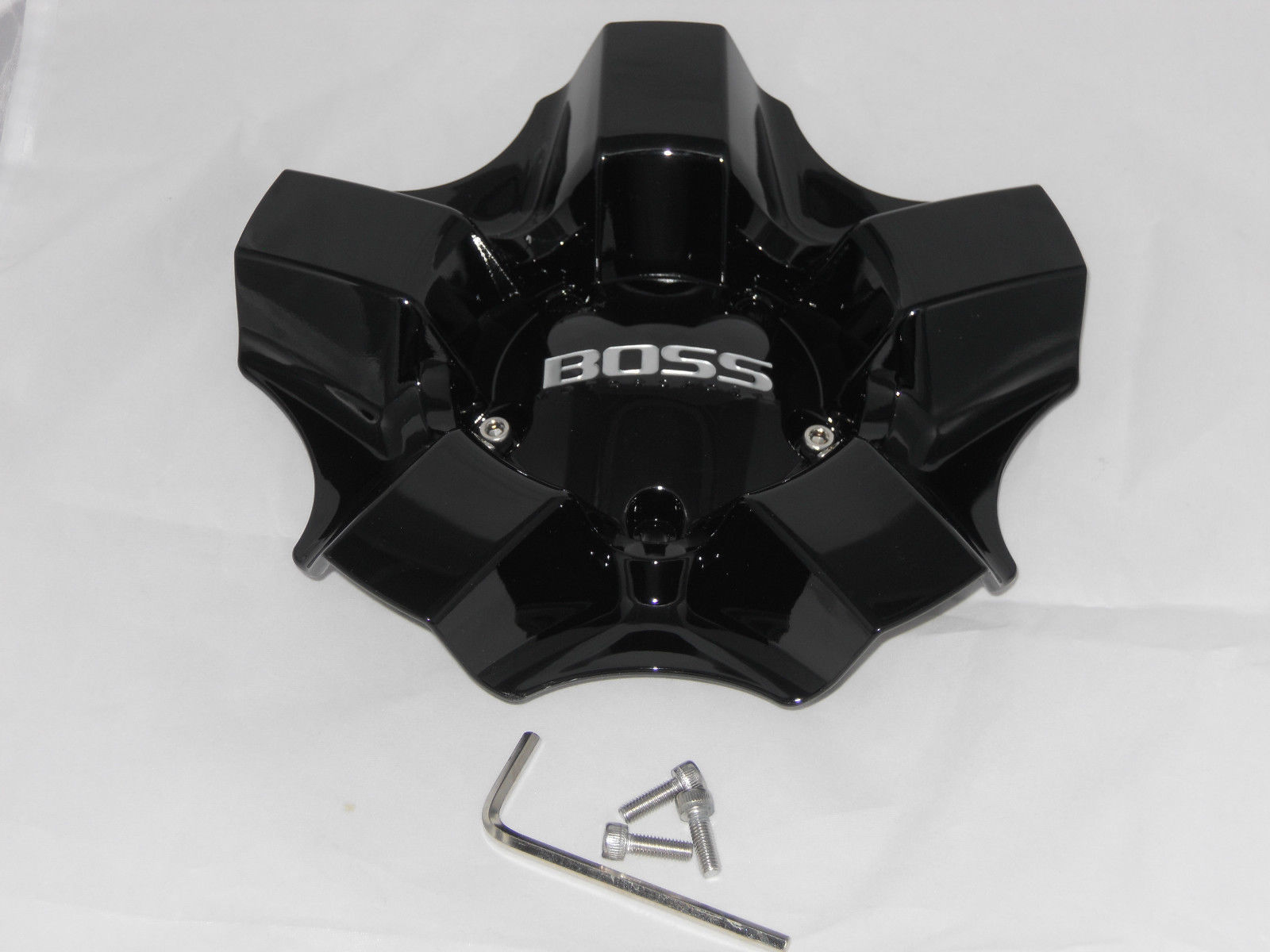 BOSS MOTORSPORTS 333 WHEEL RIM CENTER CAP ACC 3240 02 SCREW