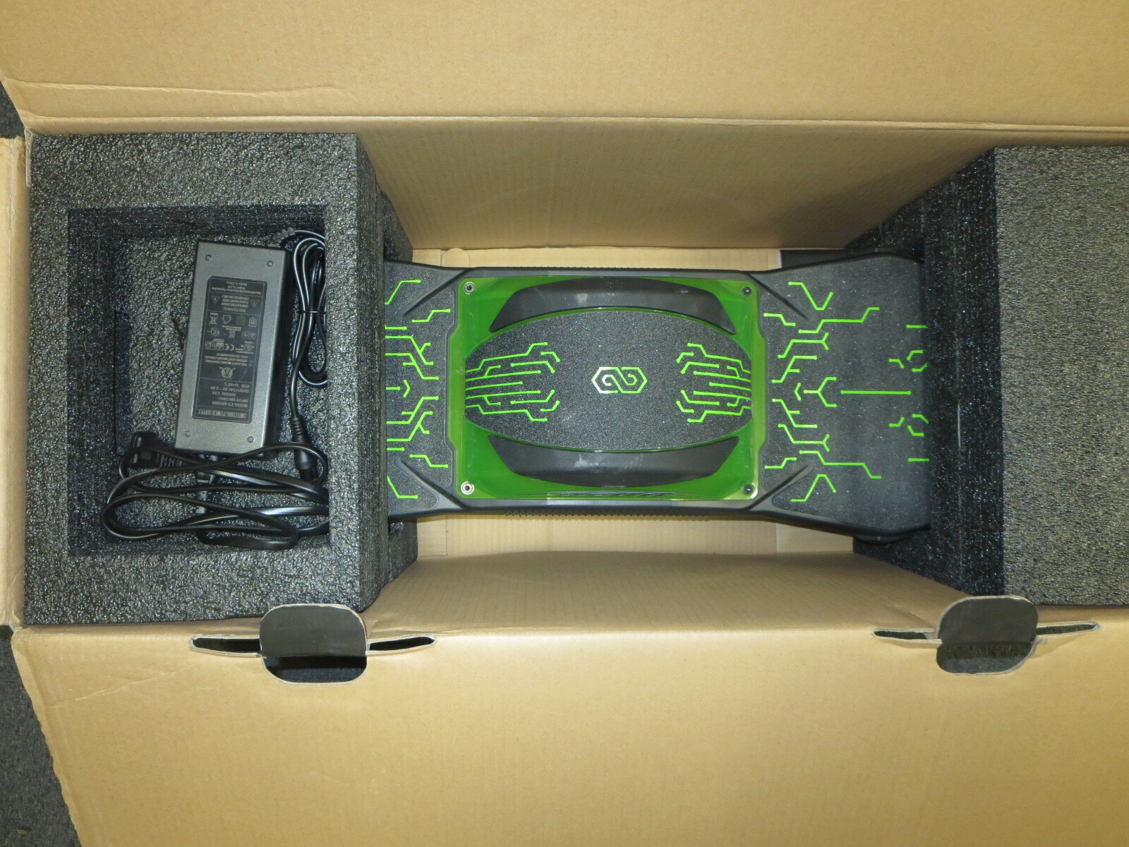 Neon NITRO 8 One Wheel Electric Skateboard onewheel